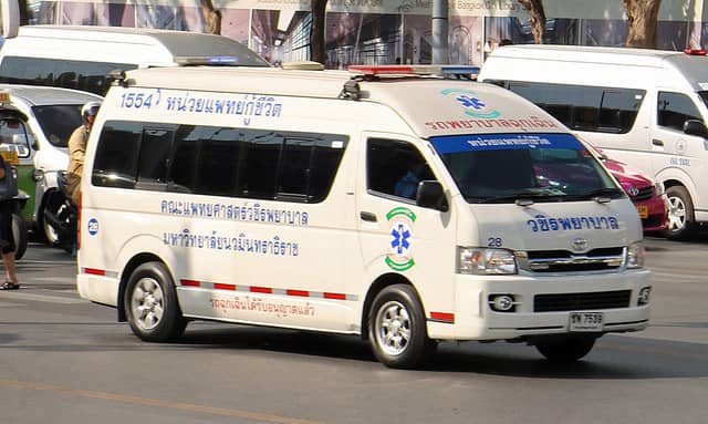 thai ambulance