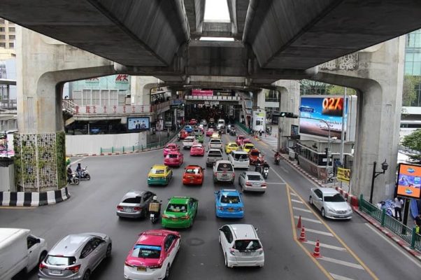 Traffic in Bangkok is unpredictable especially during rush hour. BTS and MRT is usually a better alternative.
