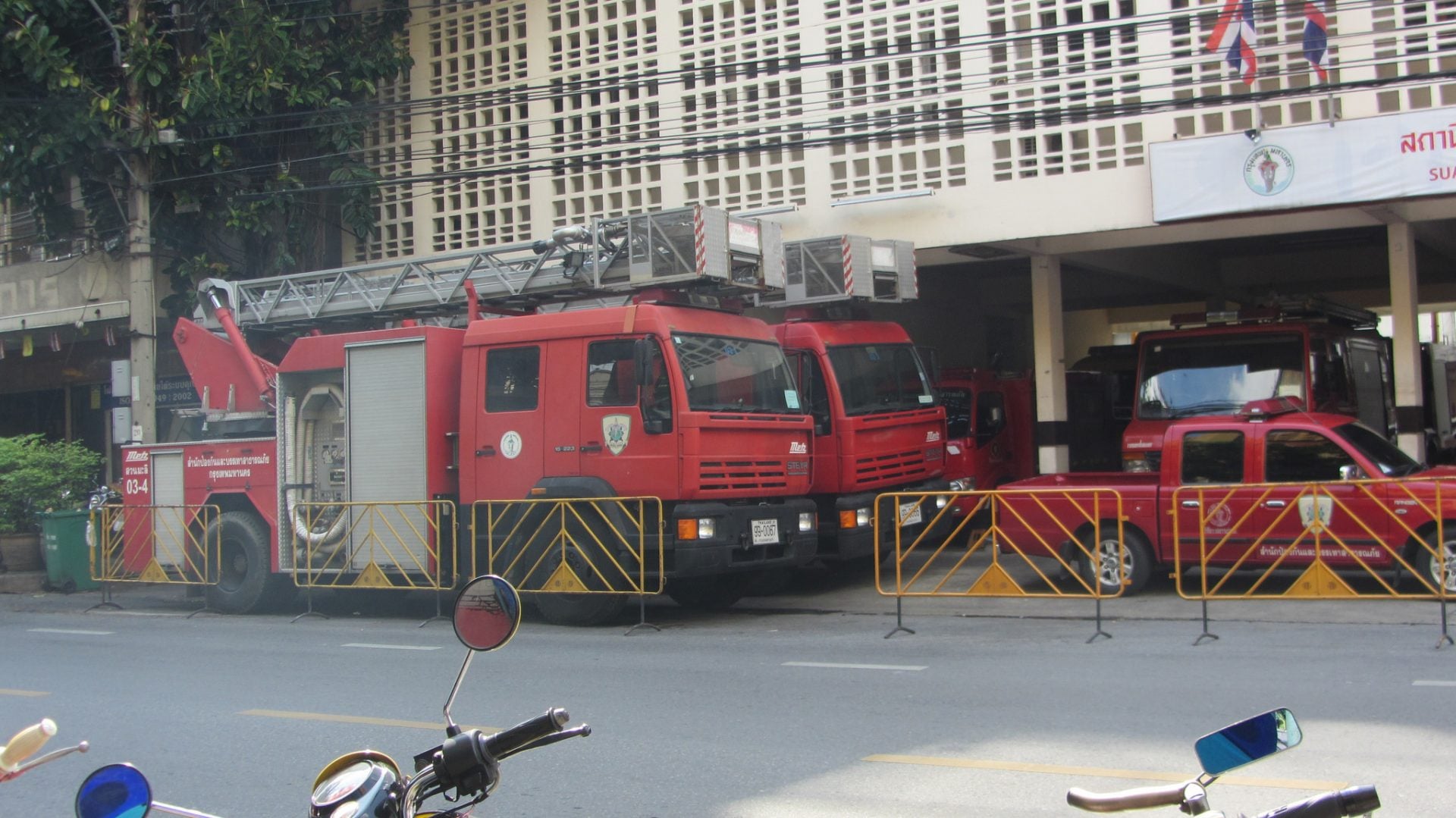 bangkok fire truck