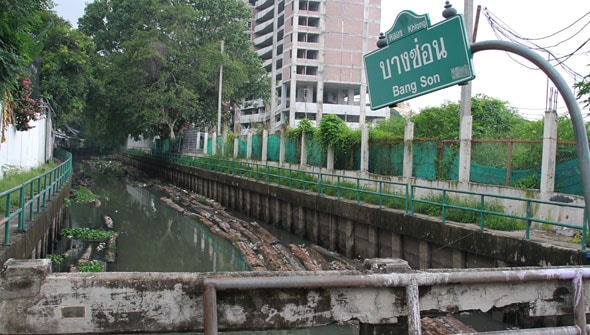 Bangkok is Still Bracing for the Flood
