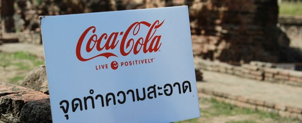 Thai Scam Artists vrs Heroes of Thailand's Floods