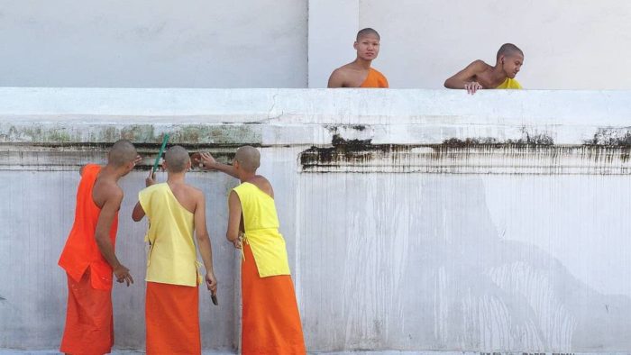 a pragmatic travel guide to chiang mai monks