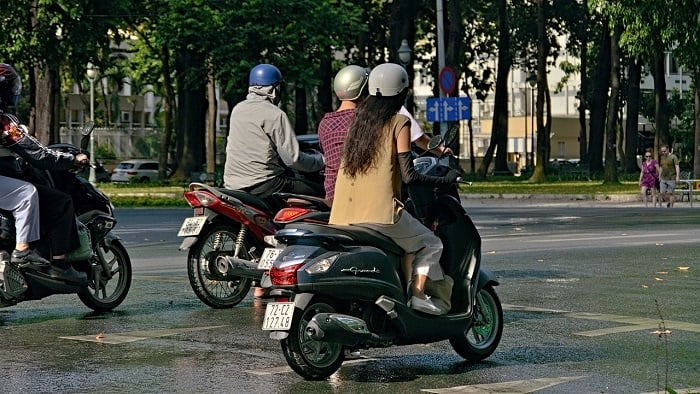 riding a bike in vietnam