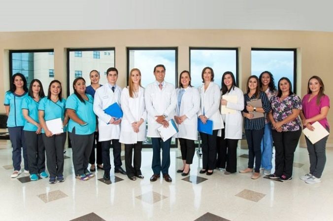 A TEAM OF DENTIST FROM ADVANCE DENTAL CLINIC COSTA RICA