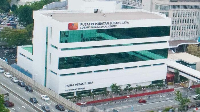 Exterior view of Subang Jaya Medical Centre in Malaysia