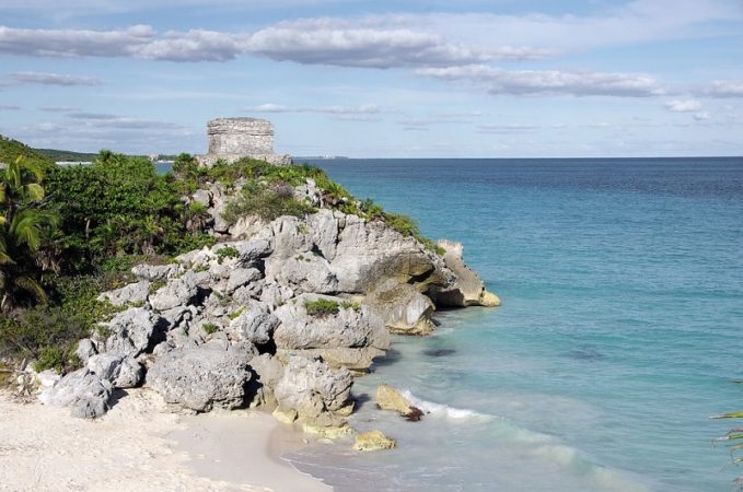 mayan pyramid in Tulum. 