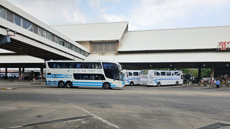 Bus at Mo Chit