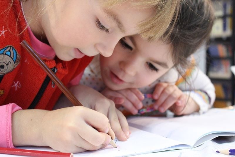 programme scolaire canadien pour enfants canadiens