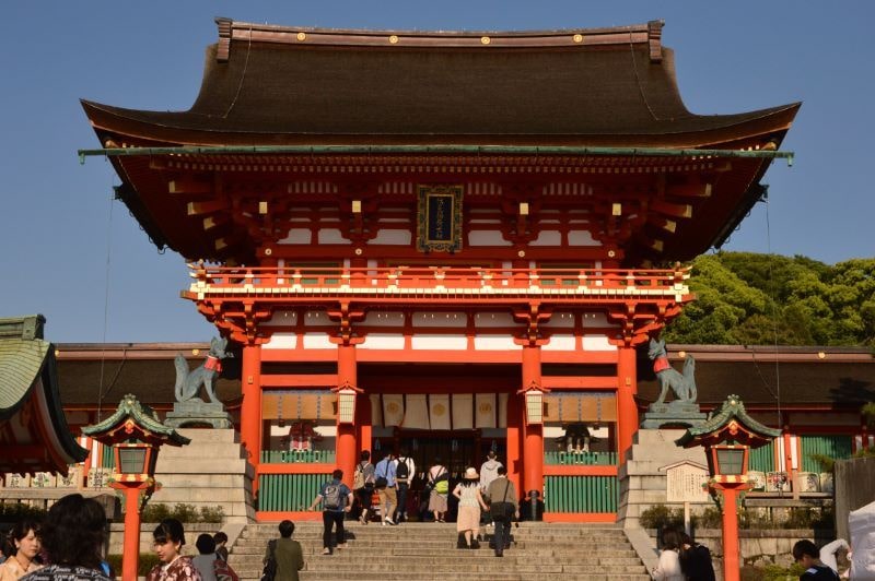 kyoto fushimi inari fox temple