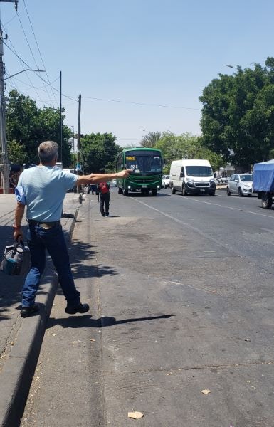 how to signal a bus in Mexico