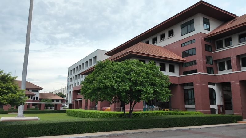 Ekburapa school