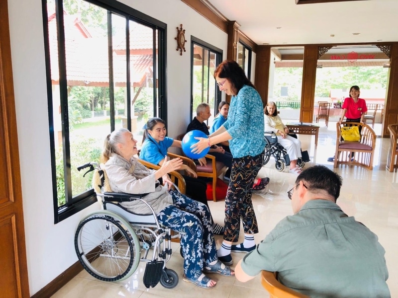 caregiver to guest ratior at VivoCare