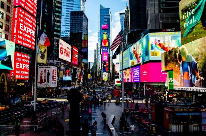Compras en Times Square, Nueva York