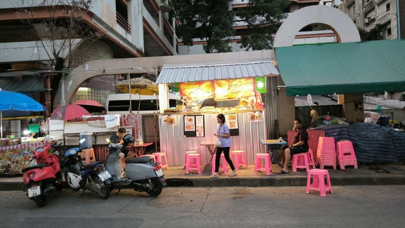 where to eat in Bangkok at night