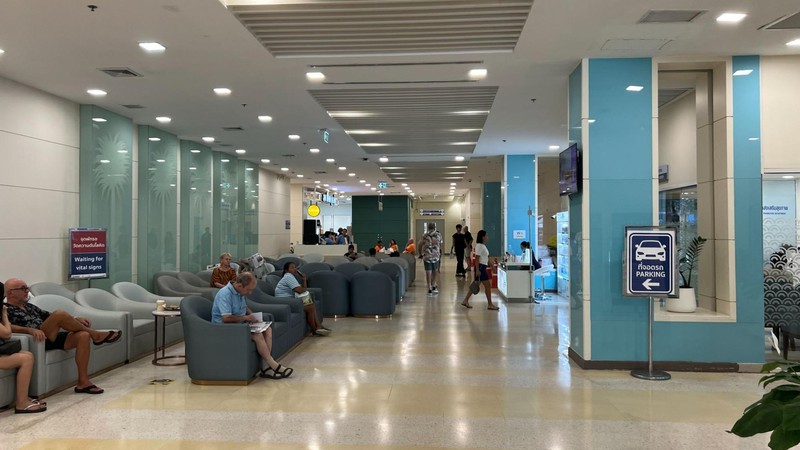BHN waiting-room-reception